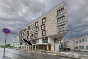 Fleksibelt utformet lokale med totalt 131 m² BRA, tilpasset både kontorvirksomhet, kurs- og møteaktivitet samt annen tjenesteyting.