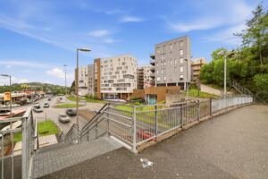 Kort avstand til store arbeidsplasser på Kostad, Flesland og Sandsli